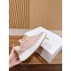  white sneakers 