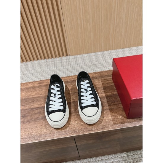 Casual Shoes 