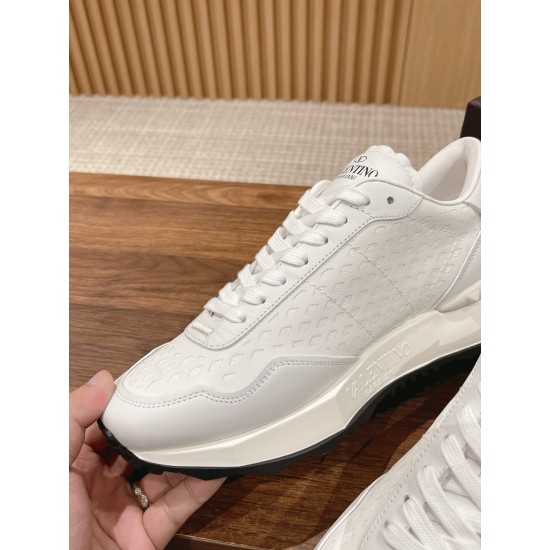 Runner  shoe