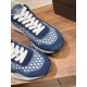 Runner  shoe