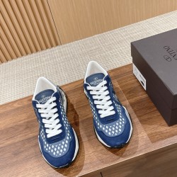 Runner  shoe
