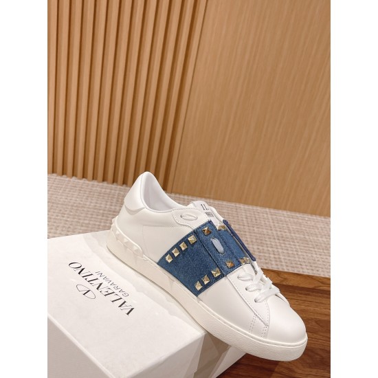 Sneakers White Shoes