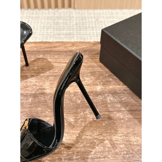 Saint Laurent Sandals