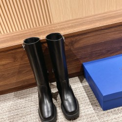 Stuart Weitzman boot