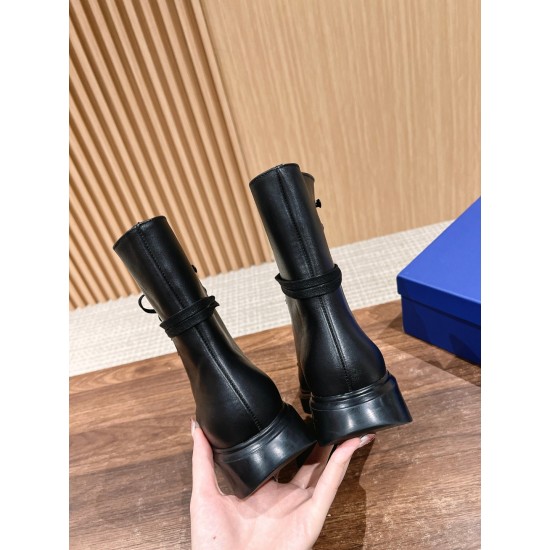 Stuart Weitzman boot
