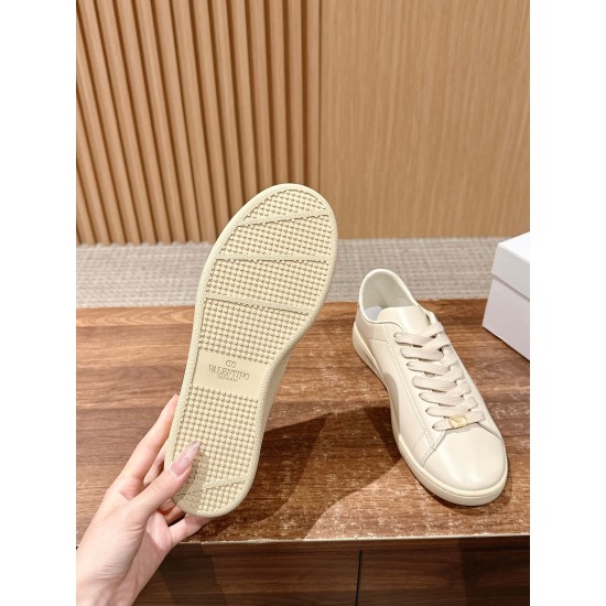 Sneakers White Shoes