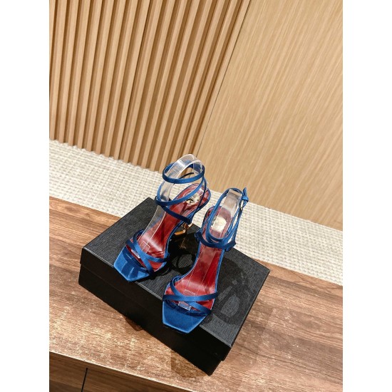 Saint Laurent Sandals