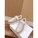  white sneakers 