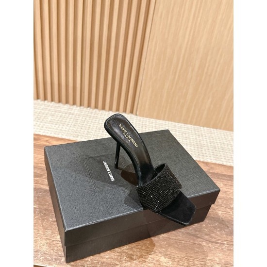 Saint Laurent Sandals
