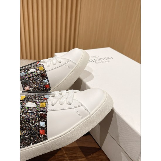 Sneakers White Shoes