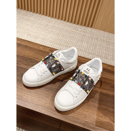 Sneakers White Shoes