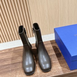 Stuart Weitzman boot