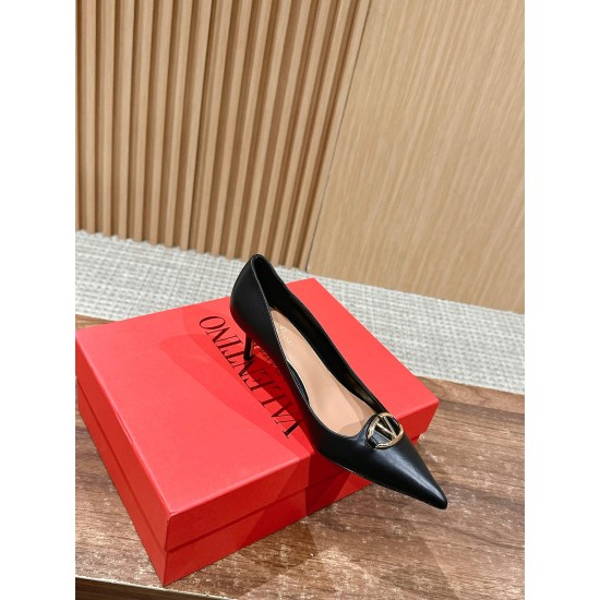 high-heeled shoes