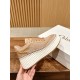  white sneakers 