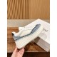  white sneakers 