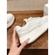  white sneakers 