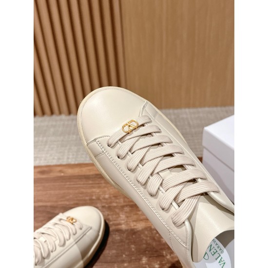 Sneakers White Shoes