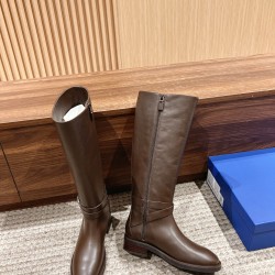 Stuart Weitzman boot