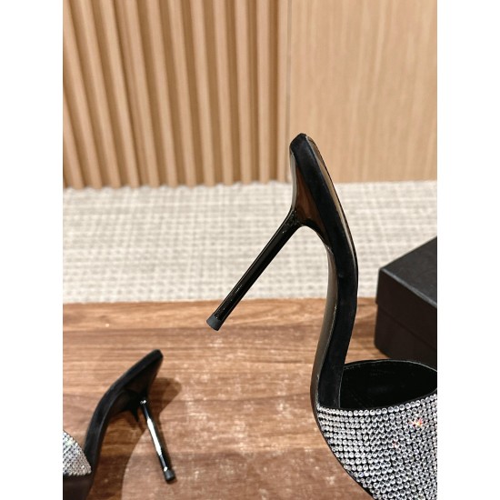 Saint Laurent Sandals