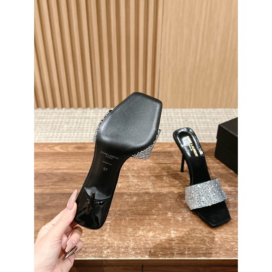 Saint Laurent Sandals