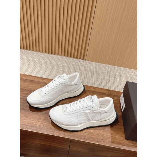 Runner  shoe