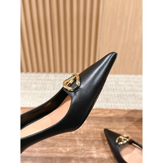 high-heeled shoes