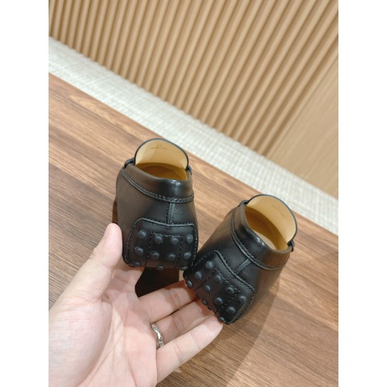 Tods sneakers and casual shoes