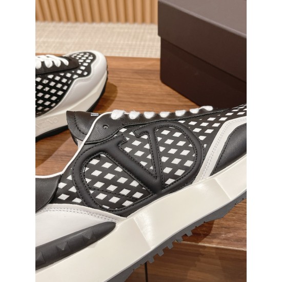 Runner  shoe