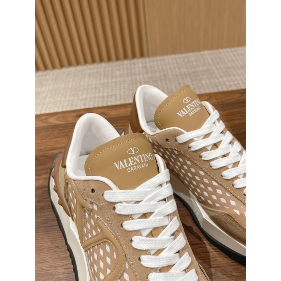 Runner  shoe