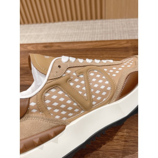 Runner  shoe