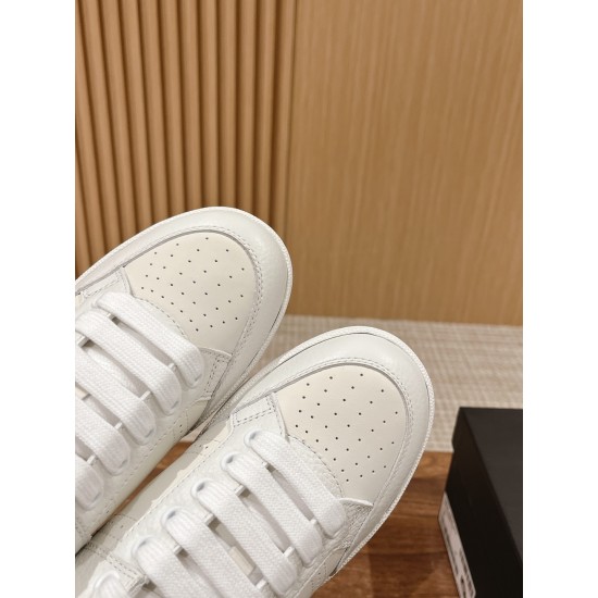 Saint Laurent Sneakers
