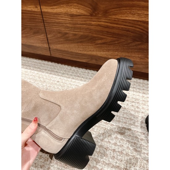 Stuart Weitzman boot