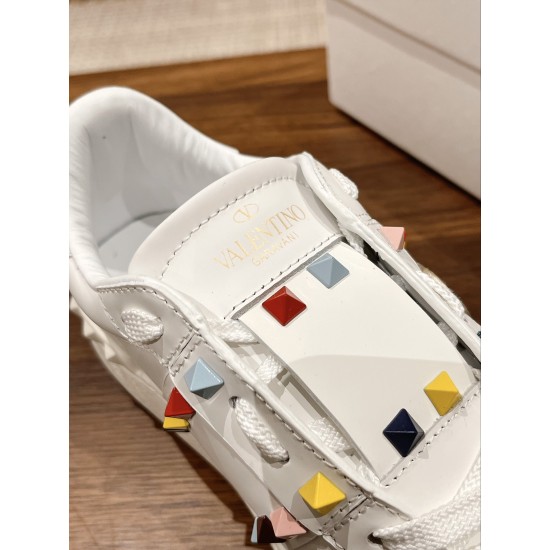 Sneakers White Shoes