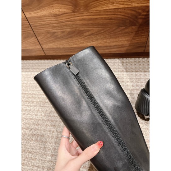 Stuart Weitzman boot