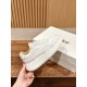  white sneakers 