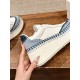  white sneakers 