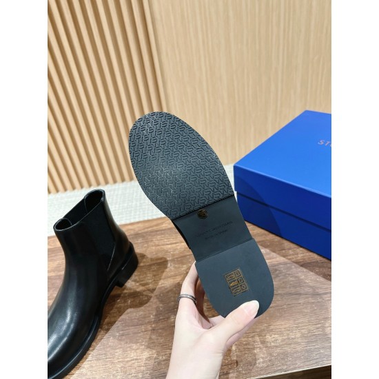 Stuart Weitzman boot