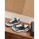 Runner  shoe
