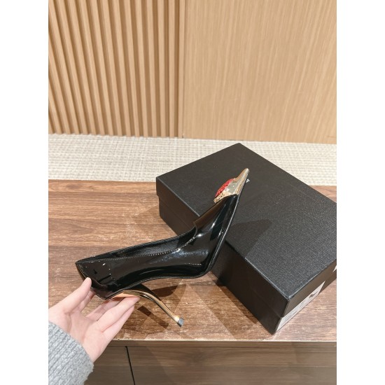 Saint Laurent High Heels