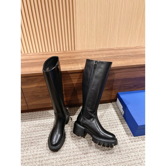 Stuart Weitzman boot