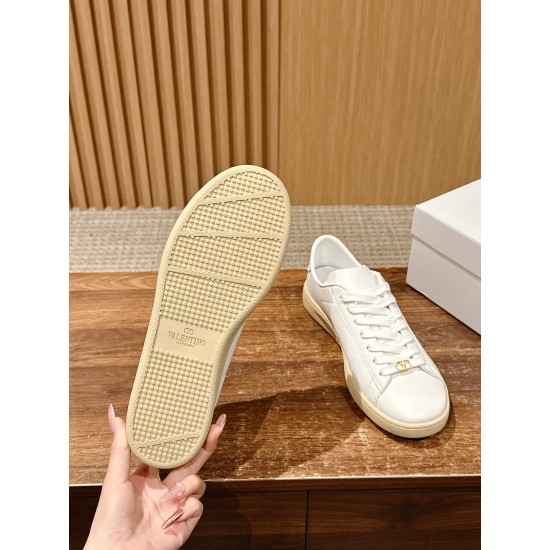 Sneakers White Shoes