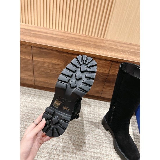 Stuart Weitzman boot