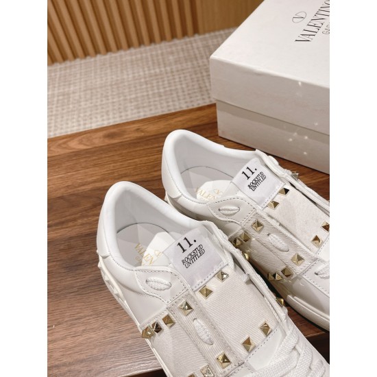 Sneakers White Shoes
