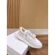 white sneakers 
