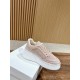  white sneakers 