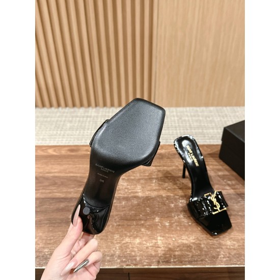 Saint Laurent Sandals