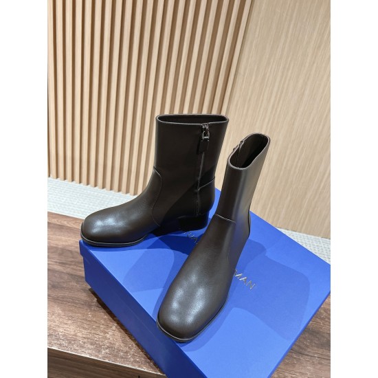 Stuart Weitzman boot