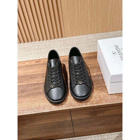 Sneakers White Shoes