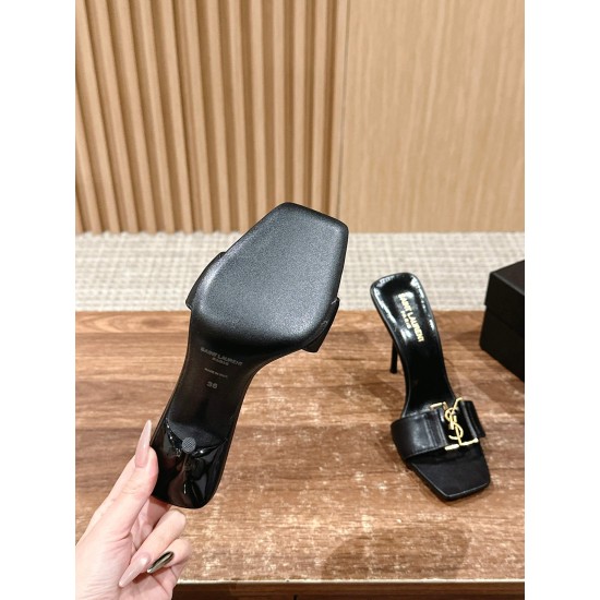 Saint Laurent Sandals