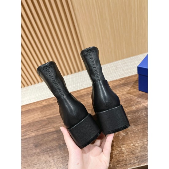 Stuart Weitzman boot